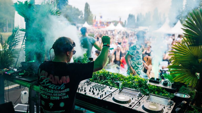 Purple Palms Live at Ruhr in Love Oberhausen